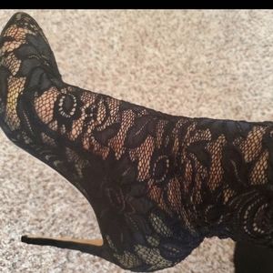 Dolce & Gabbana Lace boots